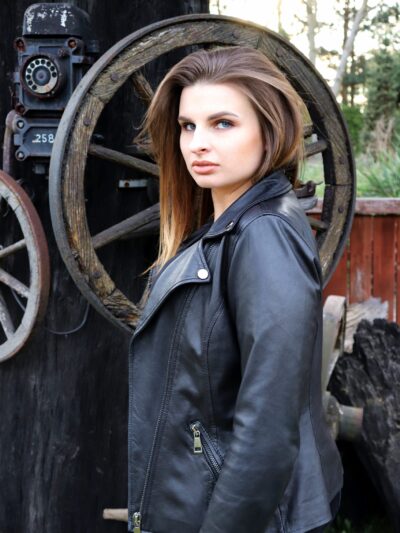 skórzana kurtka ramoneska damska leather ramones jacket leder jacke chełmek dudziak centrumskórzane accessories na motor trendy jesien