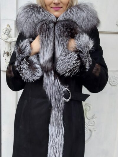 czarny kożuch damski naturalny barani kaptur lis jenot ciepły