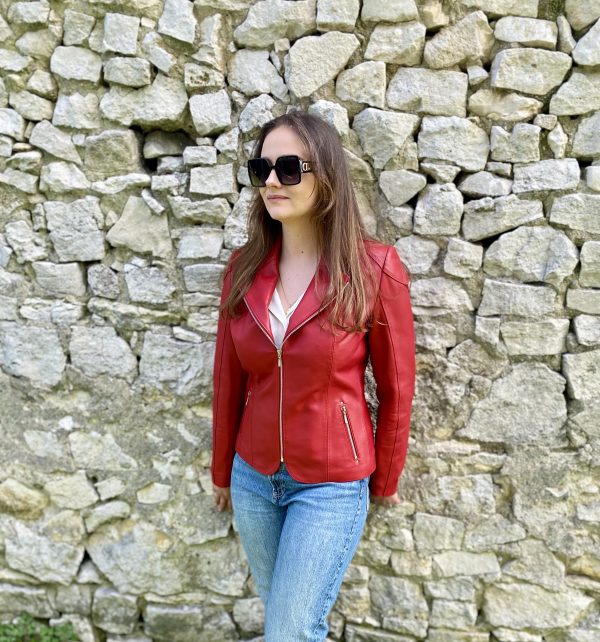 czerwona skórzana kurtka damska na zamek