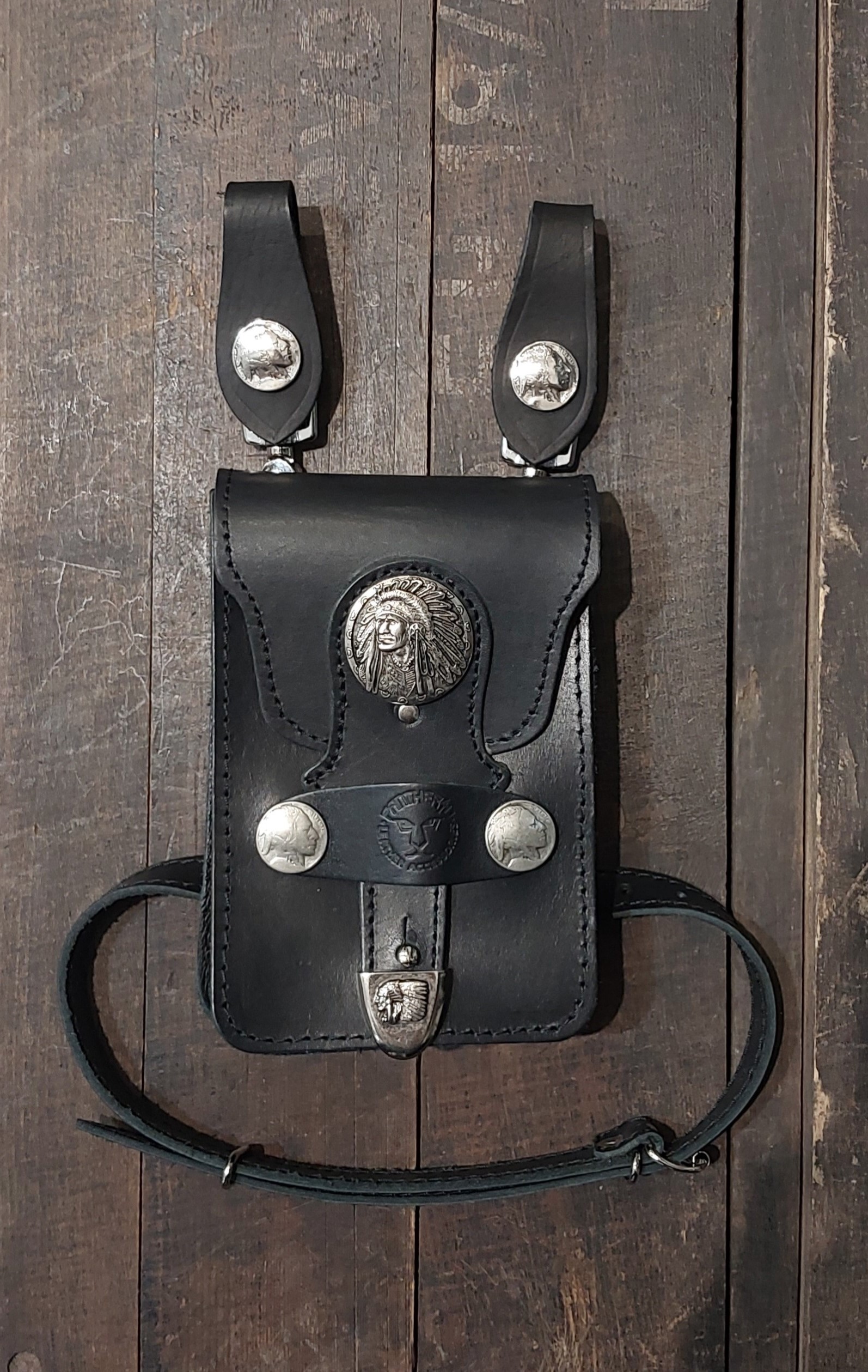 czarna saszetka na pasek Indianin skórzana motocyklowa leather waist bag